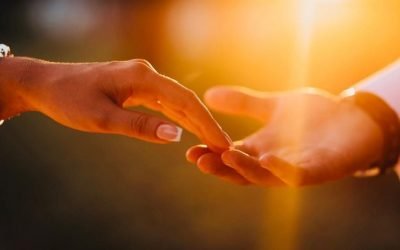 INVITA GEM A REFLEXIONAR EN TORNO A LOS MITOS DEL AMOR ROMÁNTICO