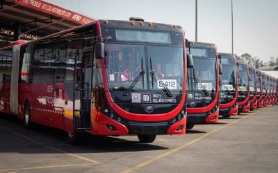 Metrobús modifica servicio por desfile de la Revolución Mexicana