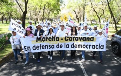 LLEGA A LA CDMX MARCHA PARA DEFENDER AL INE