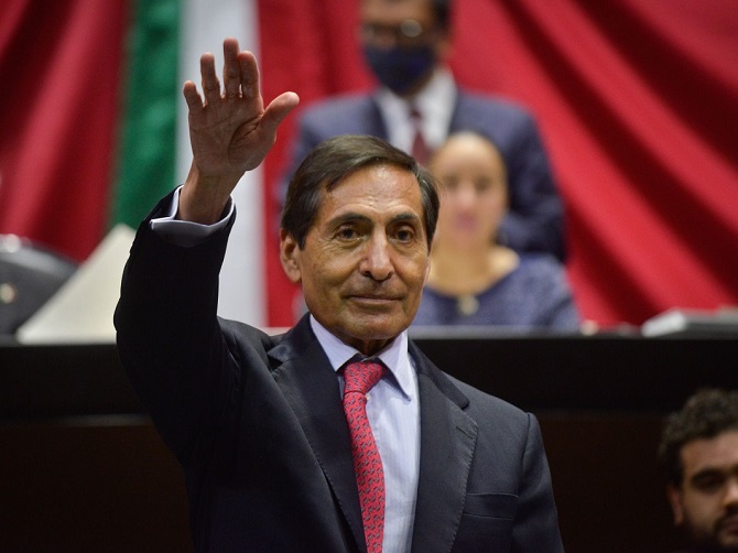 En política económica sigue el optimismo, en el gabinete únicamente