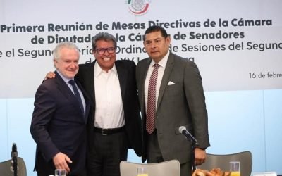 Se compromete Monreal a sacar nombramientos en INAI