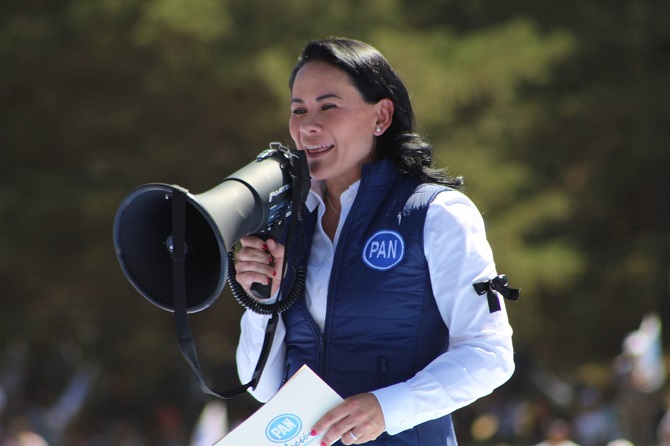 Reitera Alejandra Del Moral la invitación a debatir a Delfina Gómez: las familias mexiquenses exigen soluciones