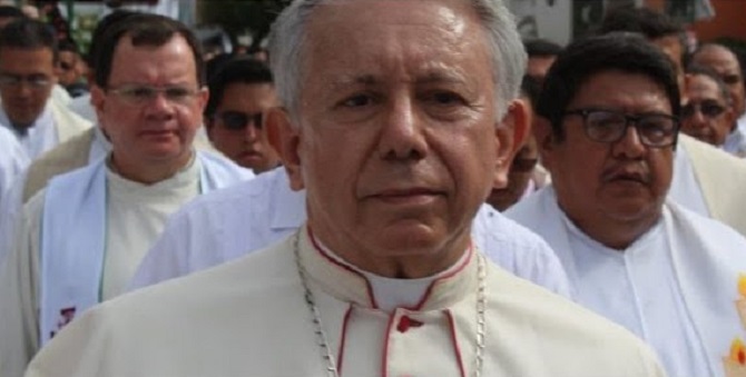 El clero; ofensa y defensa