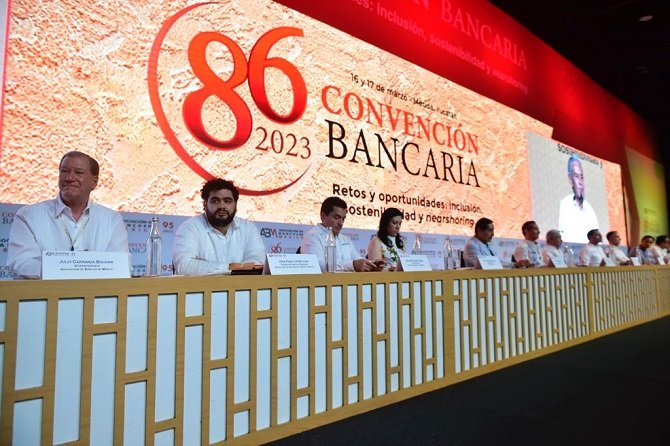 Asociación Bancaria cree que México «solo verá pasar» la crisis financiera