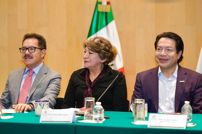 Se reúnen Delfina Gómez y dirigencia de Morena con diputados aliados