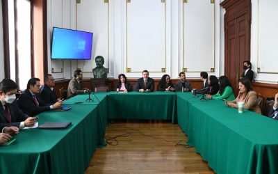 En el Congreso local se reunieron la JUCOPO y el IECM