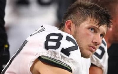 A causa del cáncer el jugador Foster Moreau anuncia su retiro de la NFL
