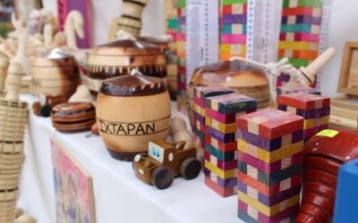 Juguetes de madera de San Antonio la Isla son artesanías mexiquenses hechas con talento y dedicación