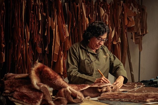 ELABORAN ARTESANÍAS DE PIEL EN LA ENTIDAD MEXIQUENSE