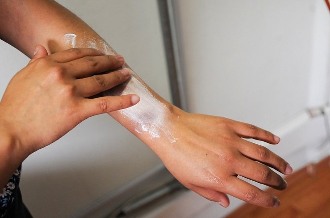 A TOMAR PRECAUCIONES PARA PREVENIR DAÑOS EN LA PIEL DURANTE TEMPORADA DE CALOR