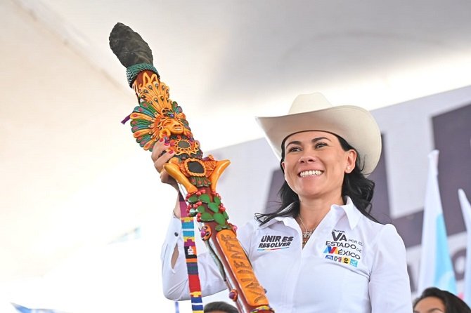 YA LA ALCANCE Y LE VOY A GANAR LA GUBERNATURA: ALEJANDRA DEL MORAL