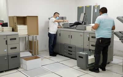 Imprime INE Listas Nominales para elecciones locales de Coahuila y Estado de México