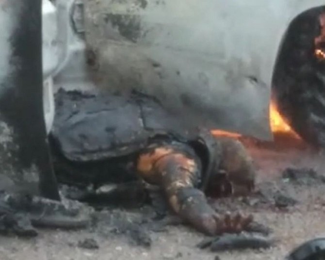 Asesinan a Hipólito Mora en Michoacán