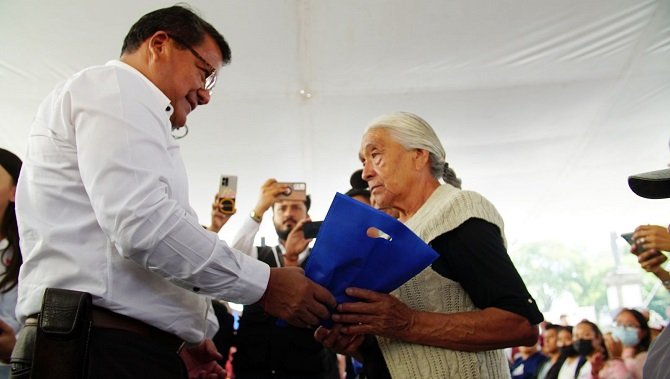 “Lunes y Viernes de las Mujeres” benefician a más de 40 mil: Julio Huerta