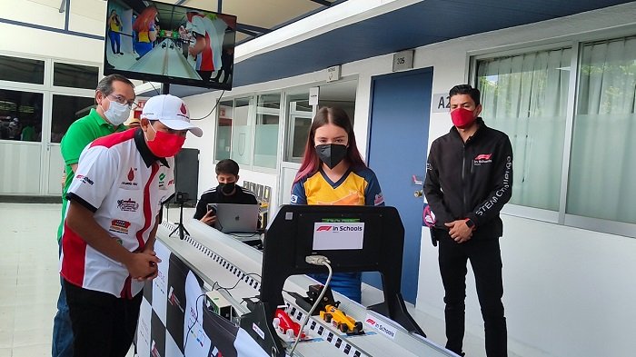 Estudiantes del Conalep representarán a México en Mundial Singapur 2023 con prototipo de Fórmula 1