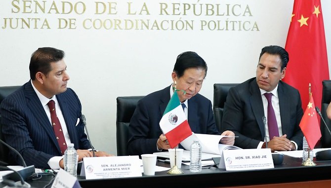 Recibe Senado a vicepresidente del Comité Permanente de la Asamblea Popular China, Xiao Jie