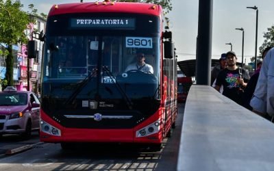 INICIA METROBÚS PRUEBAS DE LA PRIMERA UNIDAD ARTICULADA ELÉCTRICA EN LÍNEA 5