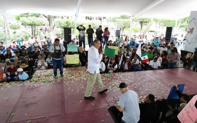 Insiste Adán Augusto en la defensa de los libros de texto gratuitos