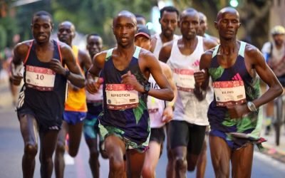 BOLIVIANO HÉCTOR GARIBAY ROMPE RÉCORD DEL MARATÓN DE LA CIUDAD DE MÉXICO EN LA EDICIÓN XL