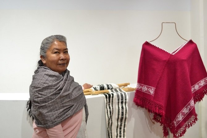 UTILIZAN ARTESANOS MEXIQUENSES TELAR DE CINTURA U OTATE