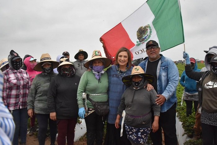 Migrantes expresan a Xóchitl Gálvez, su preocupación por la inseguridad en México y que sus familias no tengan acceso a medicamentos