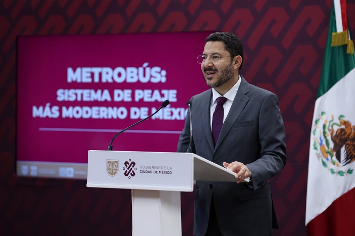 METROBÚS TIENE AHORA EL SISTEMA DE PEAJE MÁS MODERNO QUE HAY EN MÉXICO AL SERVICIO DE SUS USUARIOS: MARTÍ BATRES