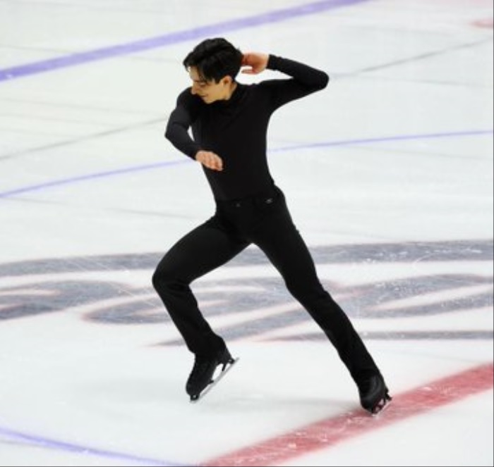 Con patines prestados, Donovan Carrillo gana medalla de plata en Europa