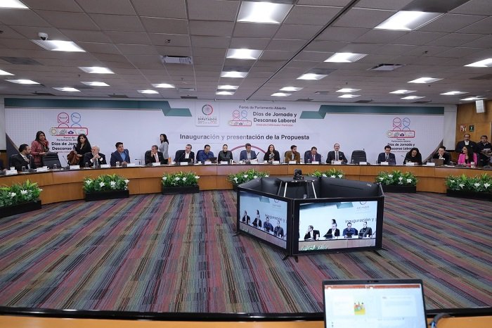 Abiertos legisladores federales y empresarios a concretar un pacto social, que conlleve reducir la jornada laboral de 48 a 40 horas por semana