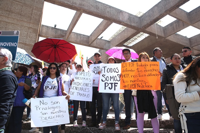 Dicta jueza suspensión contra elección judicial y amenaza con cárcel a consejeros del INE