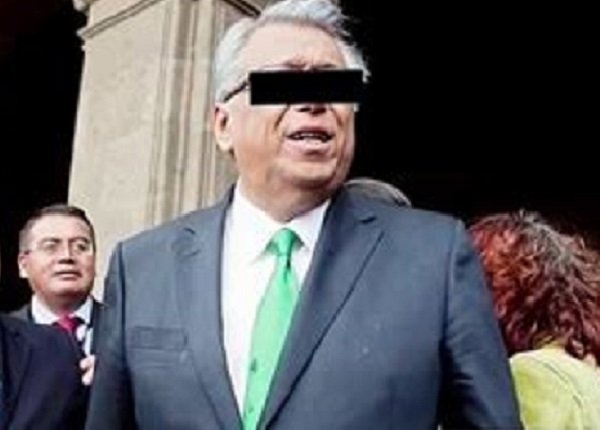 Vinculan a proceso a Ramón Sosamontes por el delito de uso de atribuciones y facultades