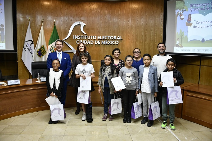 Realiza IECM premiación del 16° Concurso Infantil y Juvenil de Cuento