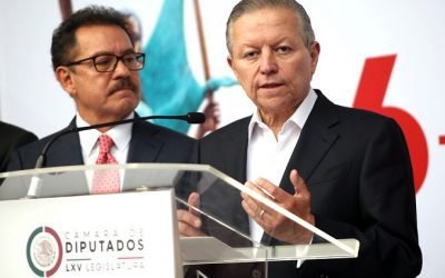 Zaldivar dice que no renunciará a su pensión