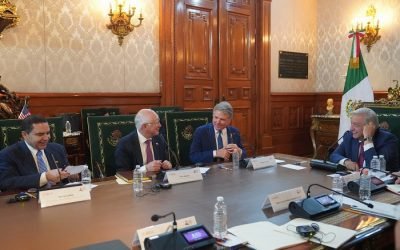 Mejorar puentes entre México y EU, llama legislador tras reunión con AMLO