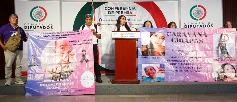 Familiares de jóvenes desaparecidos y asesinados en Chiapas exigen justicia en Diputados