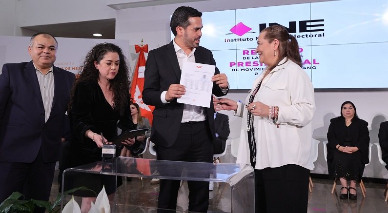 Recibe INE registro de candidatura presidencial de Movimiento Ciudadano