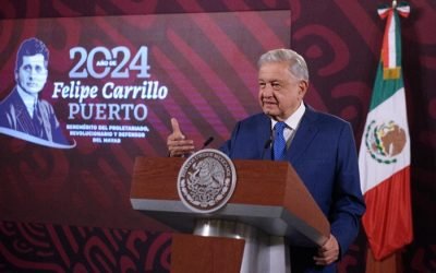 AMLO anuncia reforma en industria eléctrica; impugnará resolución de la Corte