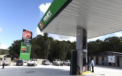 Tras reunión con Sheinbaum, gasolineros acuerdan tope de 28 pesos por litro de diésel