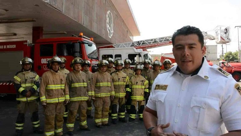 Imputan a exlíder sindical de Bomberos de CDMX por uso de recursos ilícitos