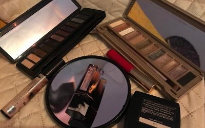 Avala Comisión prohibir uso de microplásticos en productos cosméticos para exfoliar, pulir o limpiar