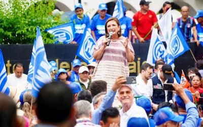 Pide Xóchitl Gálvez a AMLO abrir las puertas de Palacio Nacional a padres de los 43 normalistas de Ayotzinapa