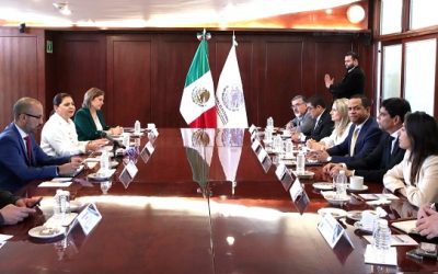 Recibe el TEPJF a visitantes extranjeros
