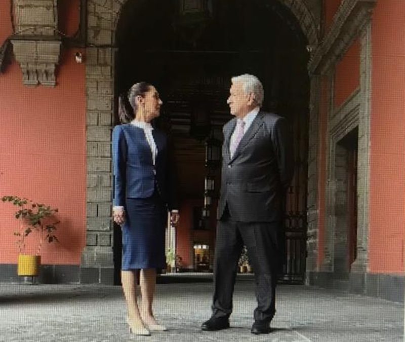 AMLO y Sheinbaum revisarán con equipos situación de Hacienda