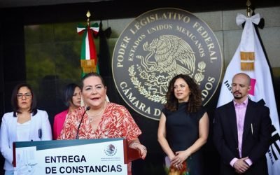 Entrega INE constancias de diputados no impugnados