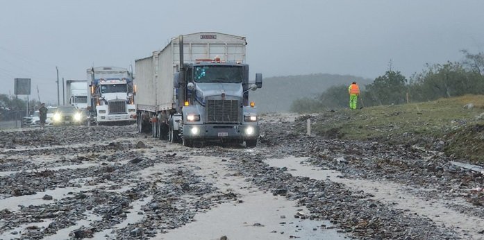 RED FEDERAL DE CARRETERAS SIN AFECTACIONES GRAVES POR TORMENTA TROPICAL ALBERTO: SICT