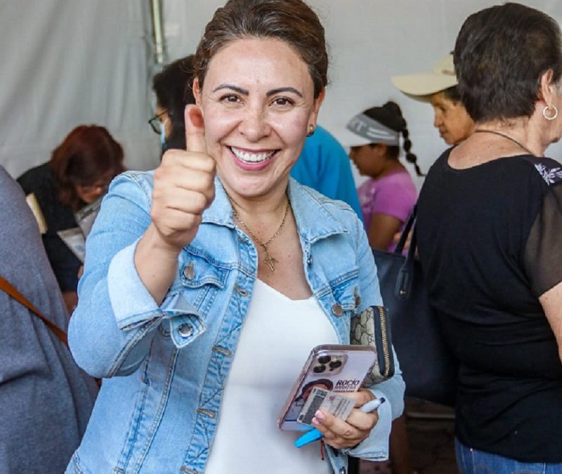 ROCÍO BARRERA DENUNCIÓ ROBO DE BOLETAS Y ENTREGA DE TINACOS Y LÁMINAS EN VENUSTIANO CARRANZA