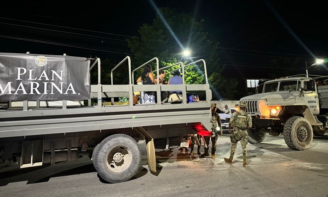 Marina evacúa a 86 personas en el estado de Quintana Roo previo al impacto del huracán Beryl