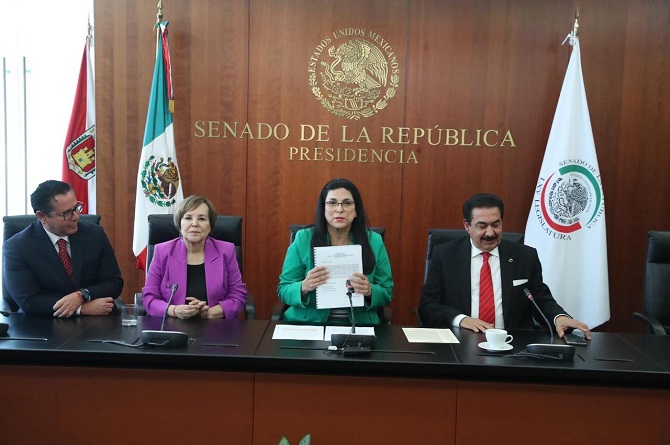 Recibe Marcela Guerra Castillo conclusiones del “Foro Nacional para la Justicia Pronta y Expedita”