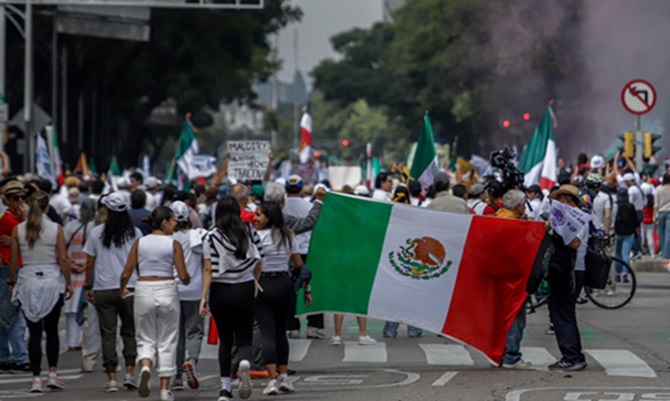 Estudiantes de la UNAM responden a Sheinbaum: “nosotros estudiamos esta reforma en clases”