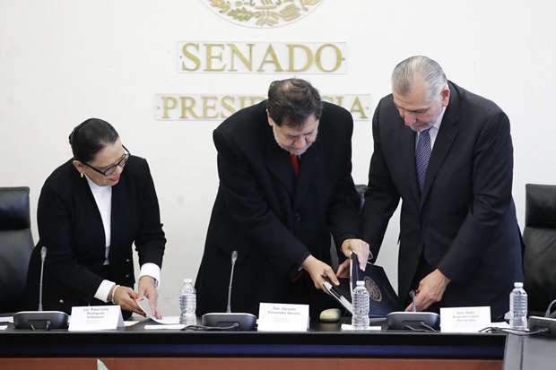 Recibe Senado dos iniciativas para dar solidez a elección de jueces, ministros y magistrados