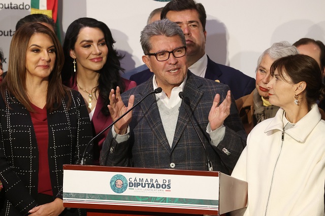 LA REPRESENTACIÓN PARITARIA TRIPARTITA EN LA TOMA DE DECISIONES EN LA LEY DEL INFONAVIT, NO SE MODIFICARA: DIP. MONREAL